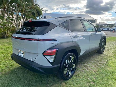 Certified 2024 Hyundai Kona SEL FWD image 7