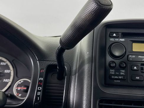 Used 2003 Honda CR-V LX image 19