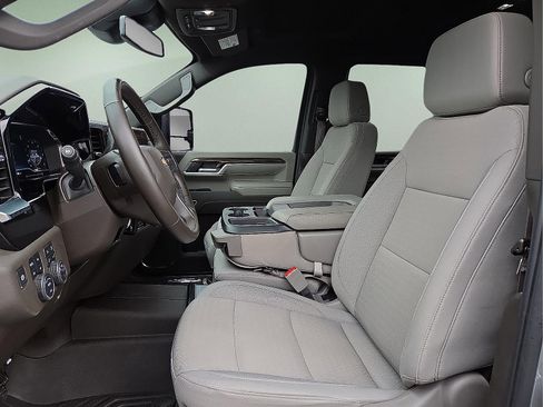 Used 2024 Chevrolet Silverado 2500 LT image 15