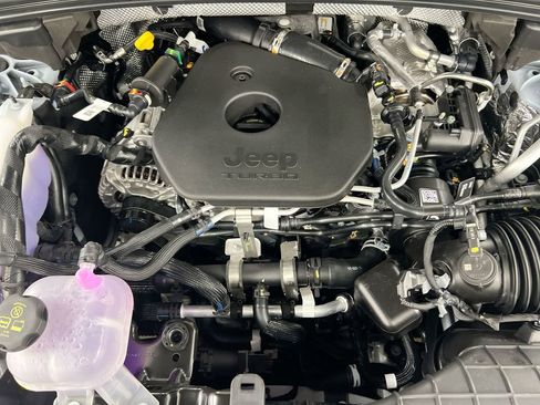 New 2026 Jeep Grand Cherokee L Laredo image 27