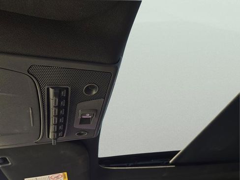 Used 2022 Ford F250 Platinum AWD/4WD image 12