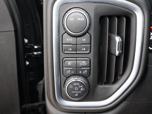 Used 2023 Chevrolet Silverado 2500 LTZ w/ LTZ Plus Package image 20