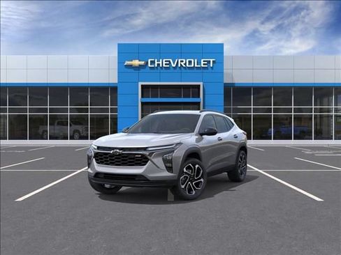 New 2026 Chevrolet Trax RS w/ Sunroof Package FWD image 8