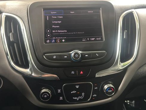 Used 2022 Chevrolet Equinox LS w/ LS Convenience Package FWD image 15