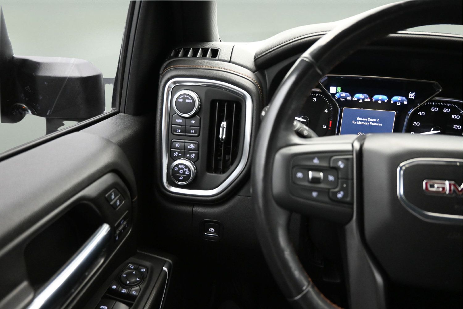 Used 2020 GMC Sierra 2500 AT4 w/ AT4 Premium Package AWD/4WD image 20