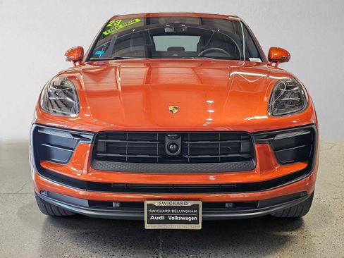 Used 2023 Porsche Macan AWD/4WD image 8