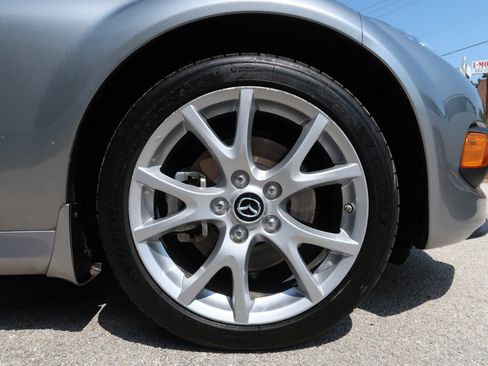 Used 2014 MAZDA MX-5 Miata Grand Touring w/ Premium Package RWD image 37