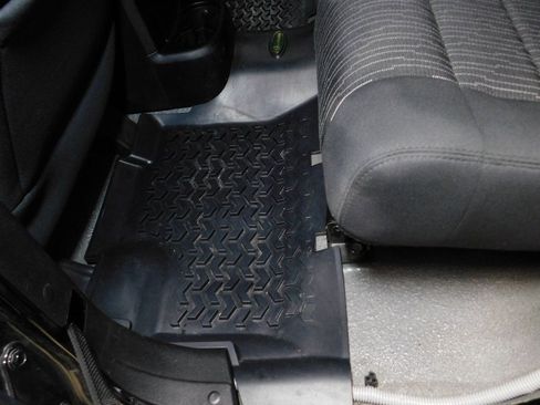 Used 2012 Jeep Wrangler Unlimited Sport image 70