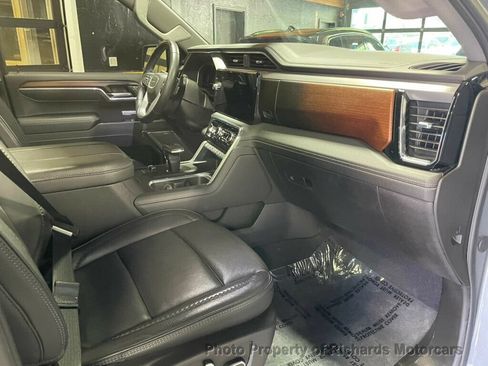 Used 2024 GMC Sierra 1500 Denali AWD/4WD image 24