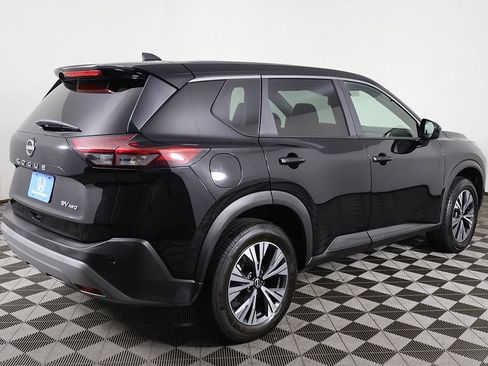 Used 2023 Nissan Rogue SV AWD/4WD image 8