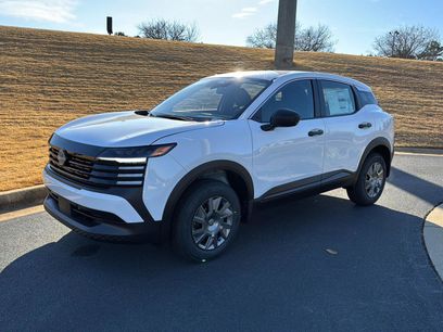 New 2026 Nissan Kicks S