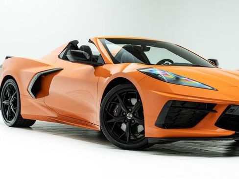 Used 2022 Chevrolet Corvette Stingray Premium Conv w/ Z51 Performance Package image 3