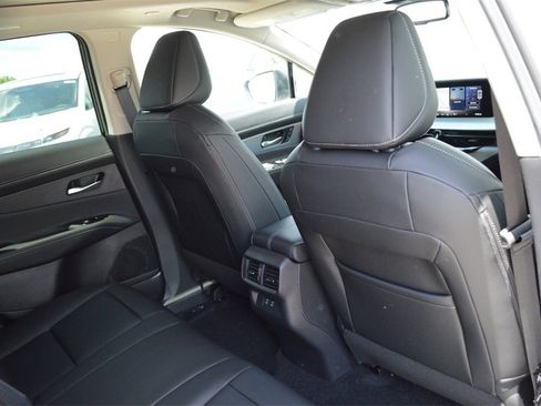 New 2025 Nissan Murano SL image 18