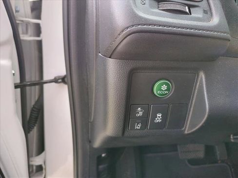 Used 2019 Honda HR-V EX-L image 13