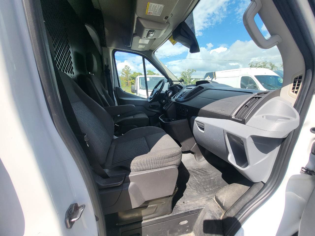 Used 2016 Ford Transit 150 148 Medium Roof RWD image 9