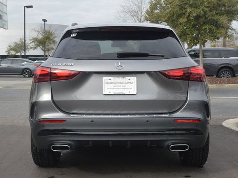 Certified 2025 Mercedes-Benz GLA 250 GLA 250 image 7