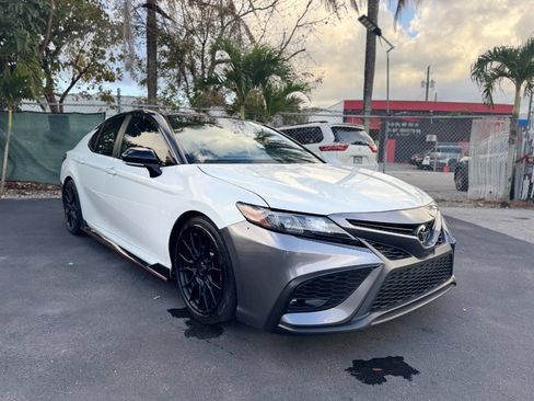 Used 2022 Toyota Camry TRD w/ TRD Package w/JBL Audio image 14