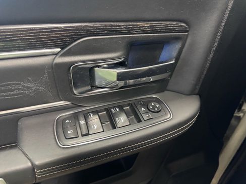 Used 2017 RAM 1500 Limited image 14