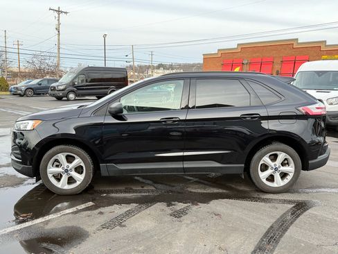 Certified 2022 Ford Edge SE image 6