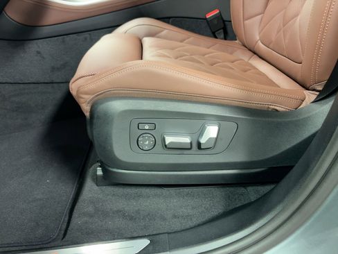 New 2026 BMW X5 sDrive40i w/ Premium Package RWD image 14