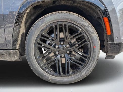 New 2026 Jeep Grand Wagoneer Limited AWD/4WD image 10