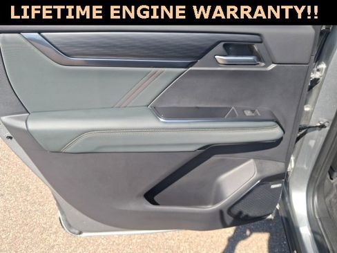 Used 2024 GMC Acadia AT4 w/ LPO, Floor Liner Package image 17