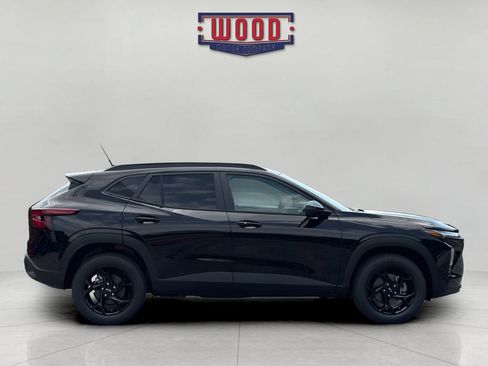 New 2026 Chevrolet Trax LT w/ Driver Confidence Package FWD image 2
