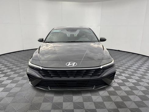 Certified 2026 Hyundai Elantra SEL Sport Premium FWD image 9