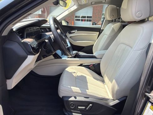 Used 2019 Audi e-tron Premium Plus w/ Cold Weather Package AWD/4WD image 14