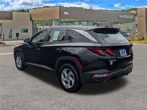 Certified 2023 Hyundai Tucson SE image 5