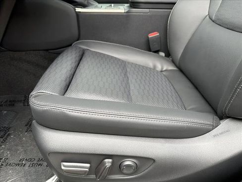 New 2026 Toyota Land Cruiser image 12