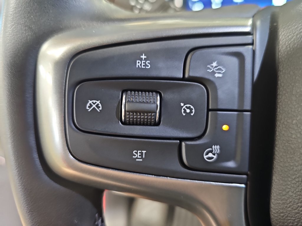 Used 2024 Chevrolet Silverado 1500 LT AWD/4WD image 16
