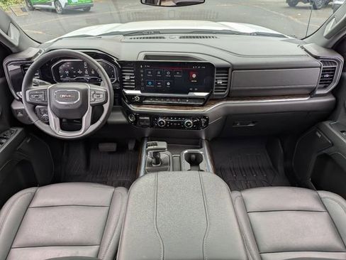 Used 2024 GMC Sierra 1500 Elevation w/ Elevation Premium Package AWD/4WD image 26