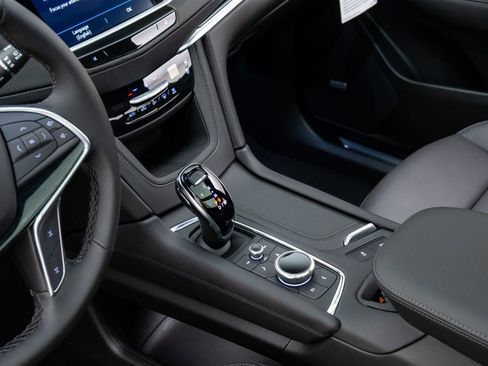 New 2026 Cadillac XT5 Premium Luxury w/ Driver Assist Package image 12