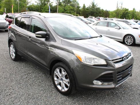 Used 2015 Ford Escape Titanium AWD/4WD image 4