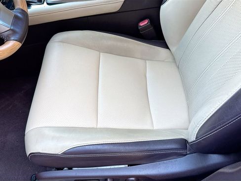 Used 2019 Lexus RX 350 FWD w/ Premium Package image 21