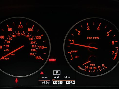 Used 2014 BMW 320i xDrive 320i xDrive AWD 4dr Sedan image 18