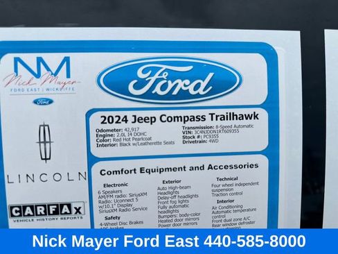 Used 2024 Jeep Compass Trailhawk AWD/4WD image 32