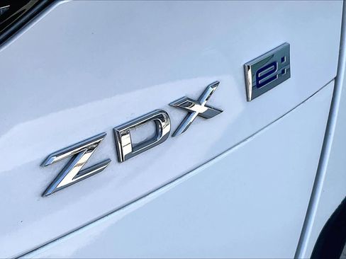 Used 2024 Acura ZDX A-Spec image 10