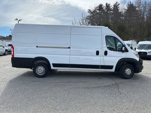 Used 2023 RAM ProMaster 3500 w/ Driver Convenience Group FWD image 2
