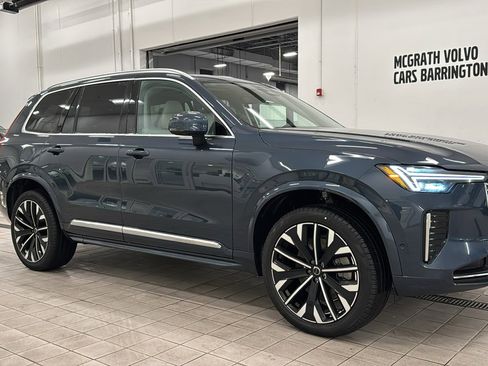 New 2026 Volvo XC90 T8 Ultra w/ Protection Package Premier image 3