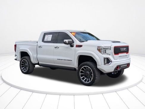 Used 2022 GMC Sierra 1500 SLT w/ SLT Premium Plus Package image 2