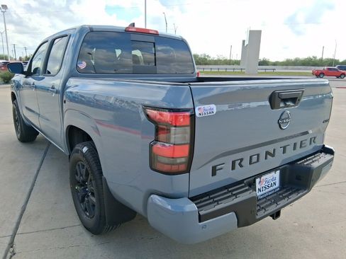 New 2026 Nissan Frontier SV image 4