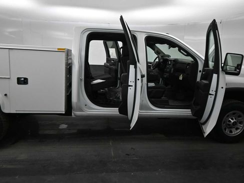 Used 2024 Chevrolet Silverado 3500 W/T w/ WT Convenience Package AWD/4WD image 19