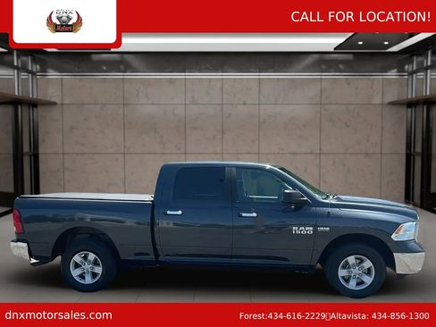 Used 2017 RAM 1500 Classic SLT AWD/4WD image 6