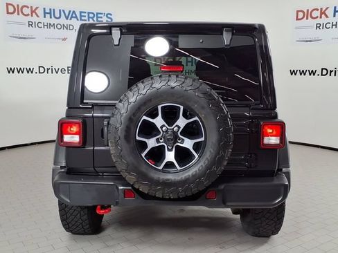 Used 2022 Jeep Wrangler Unlimited Rubicon AWD/4WD image 5