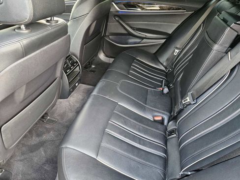 Used 2018 BMW 530e RWD image 28