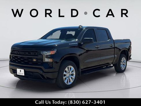 Used 2025 Chevrolet Silverado 1500 Custom image 7