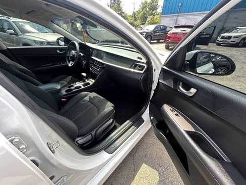 Used 2019 Kia Optima LX FWD image 9