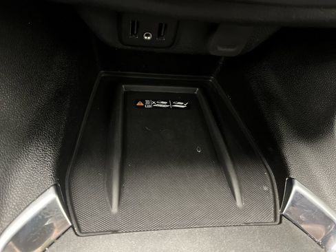 Certified 2023 Chevrolet Traverse LT image 27